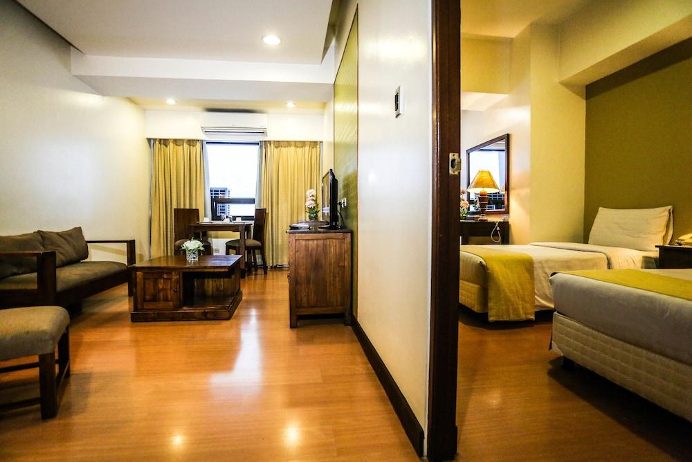 The Malayan Plaza Hotel Pasig City Buitenkant foto