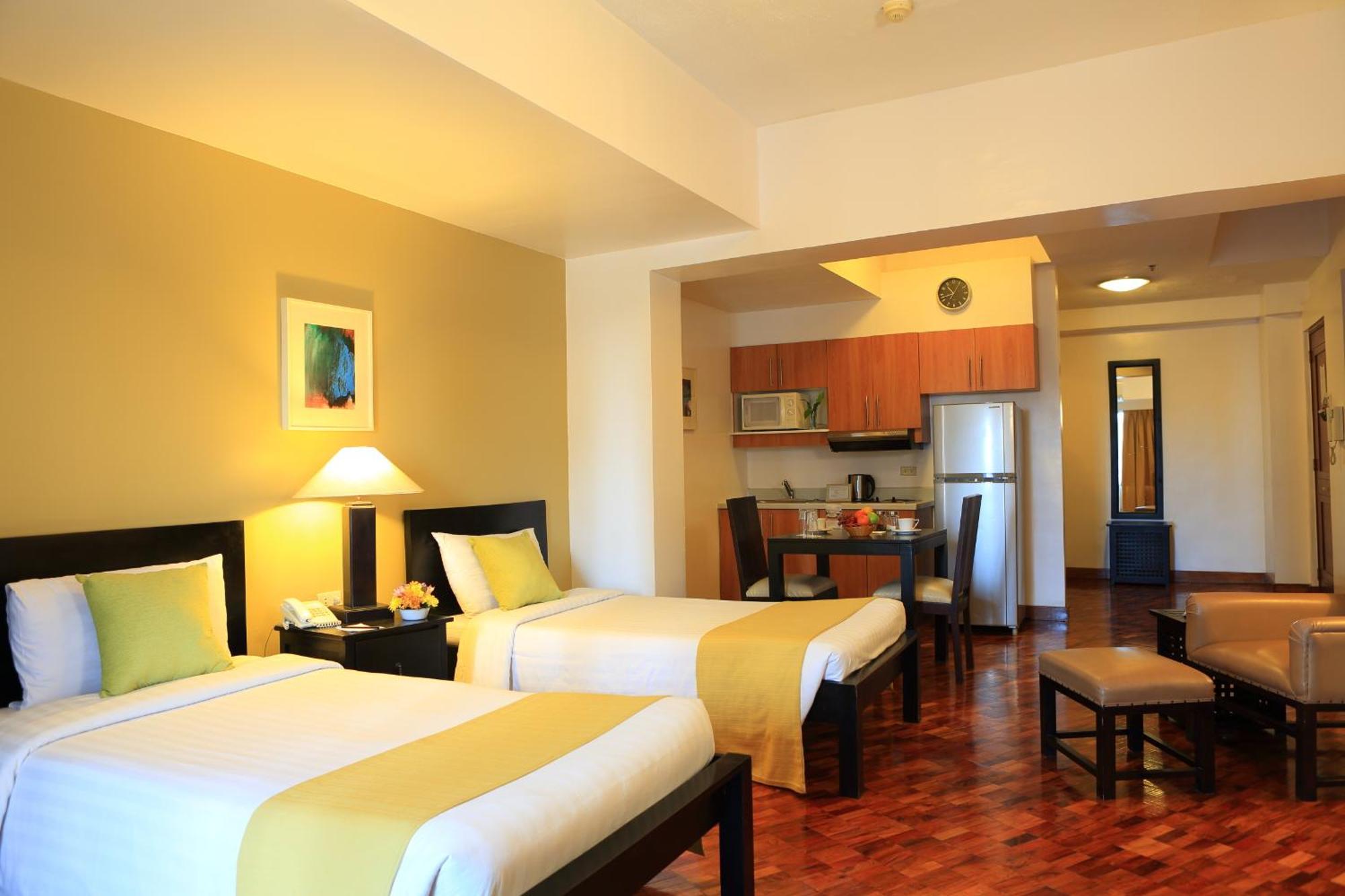 The Malayan Plaza Hotel Pasig City Buitenkant foto