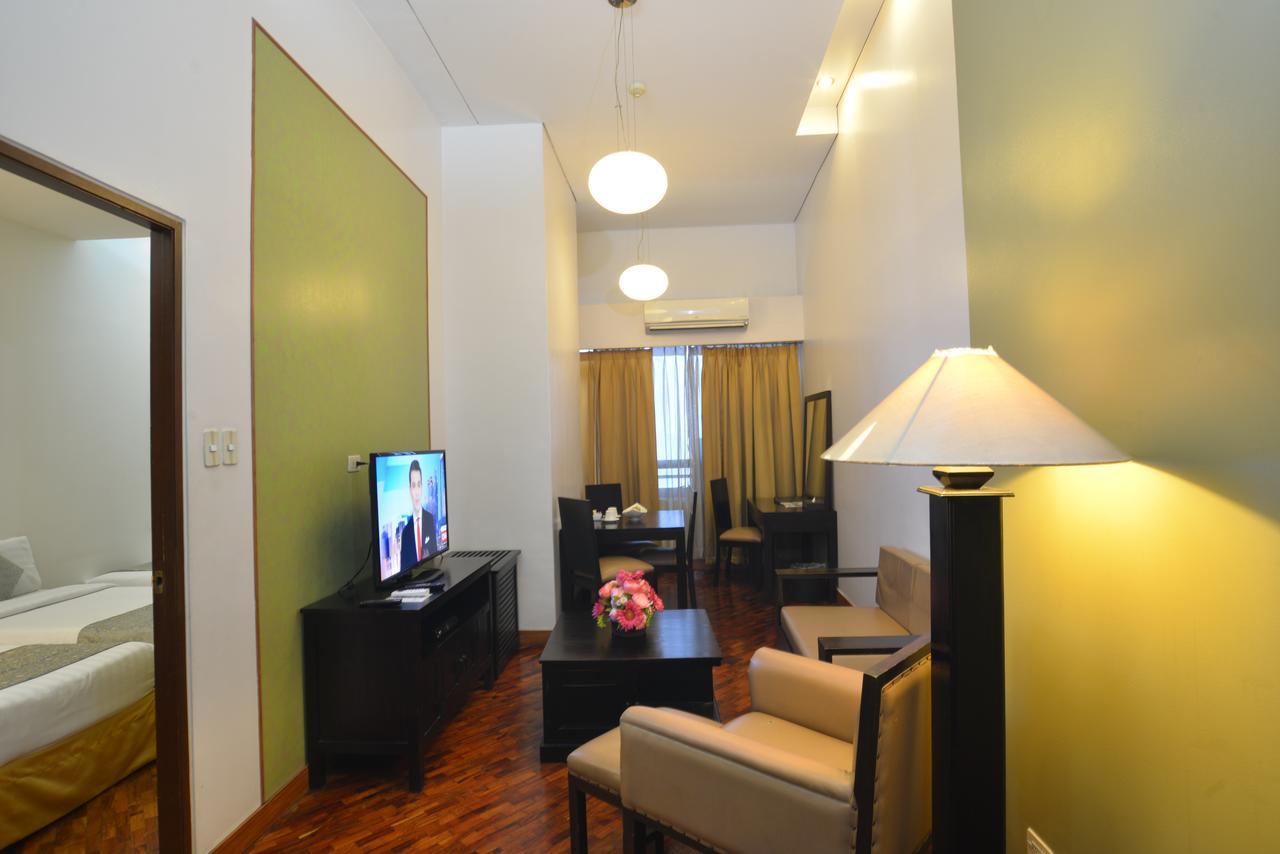 The Malayan Plaza Hotel Pasig City Buitenkant foto