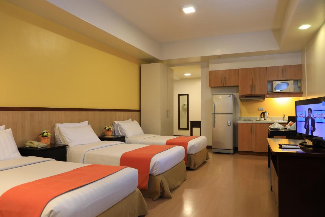 The Malayan Plaza Hotel Pasig City Buitenkant foto